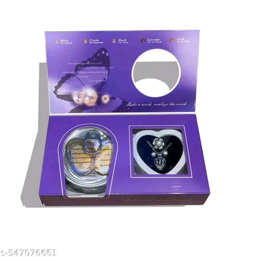 𝐋𝐨𝐯𝐞 𝐩𝐞𝐚𝐫 𝐍𝐞𝐜𝐤𝐥𝐚𝐜𝐞 𝐠𝐢𝐟𝐭